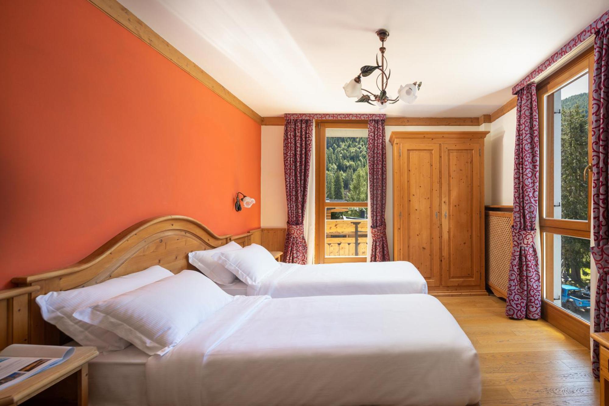 Hotel Splendid Madonna エクステリア 写真
