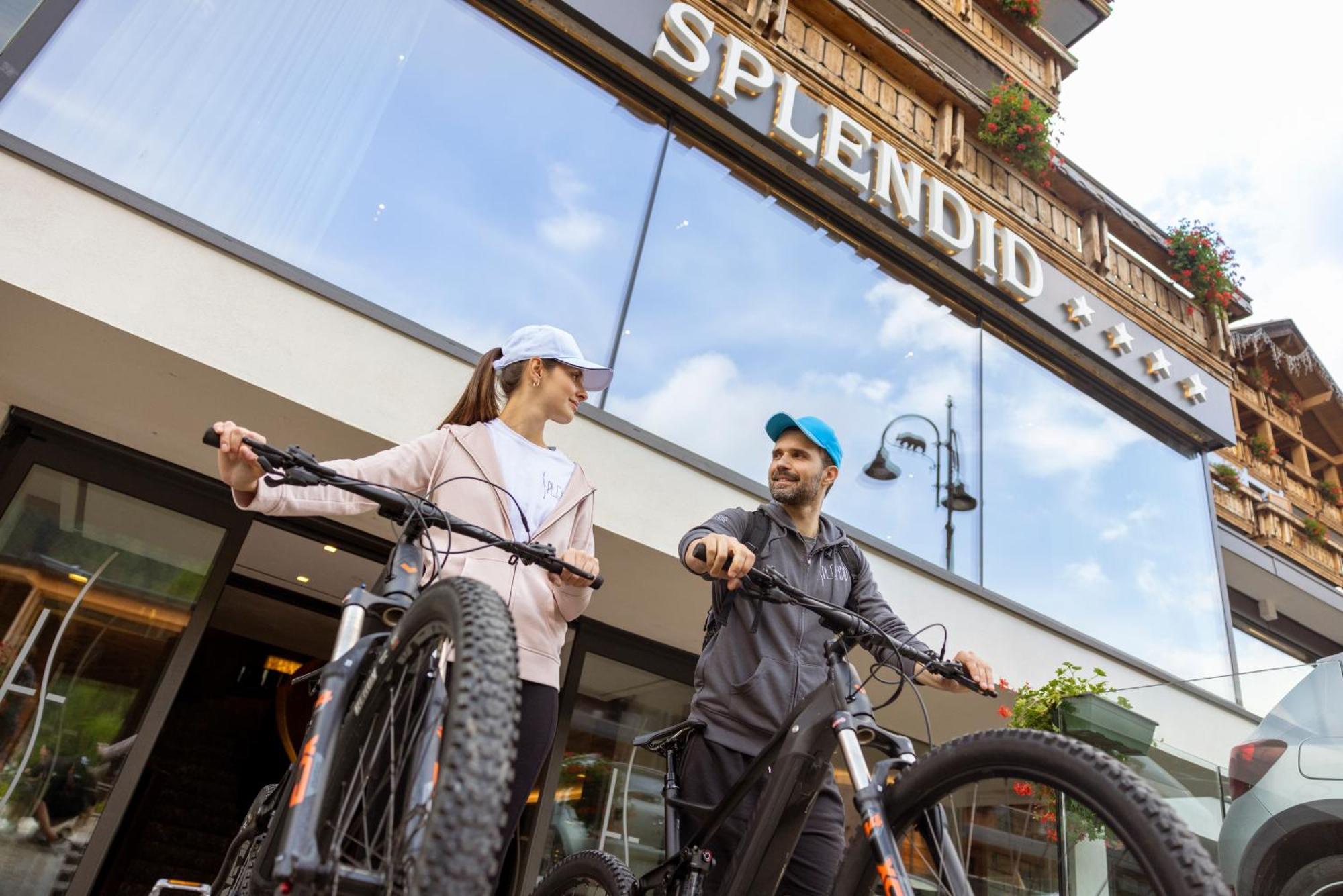 Hotel Splendid Madonna エクステリア 写真