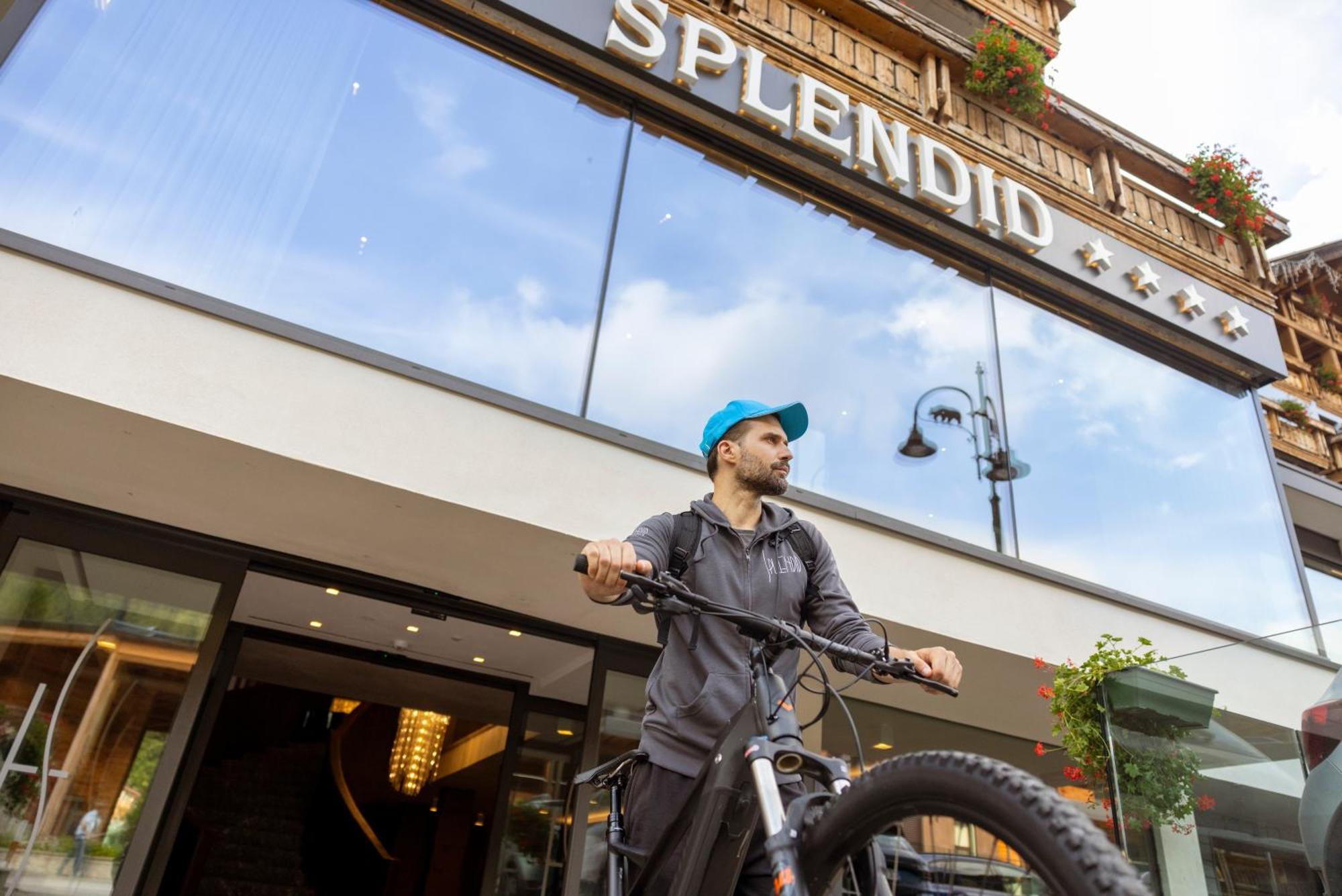 Hotel Splendid Madonna エクステリア 写真